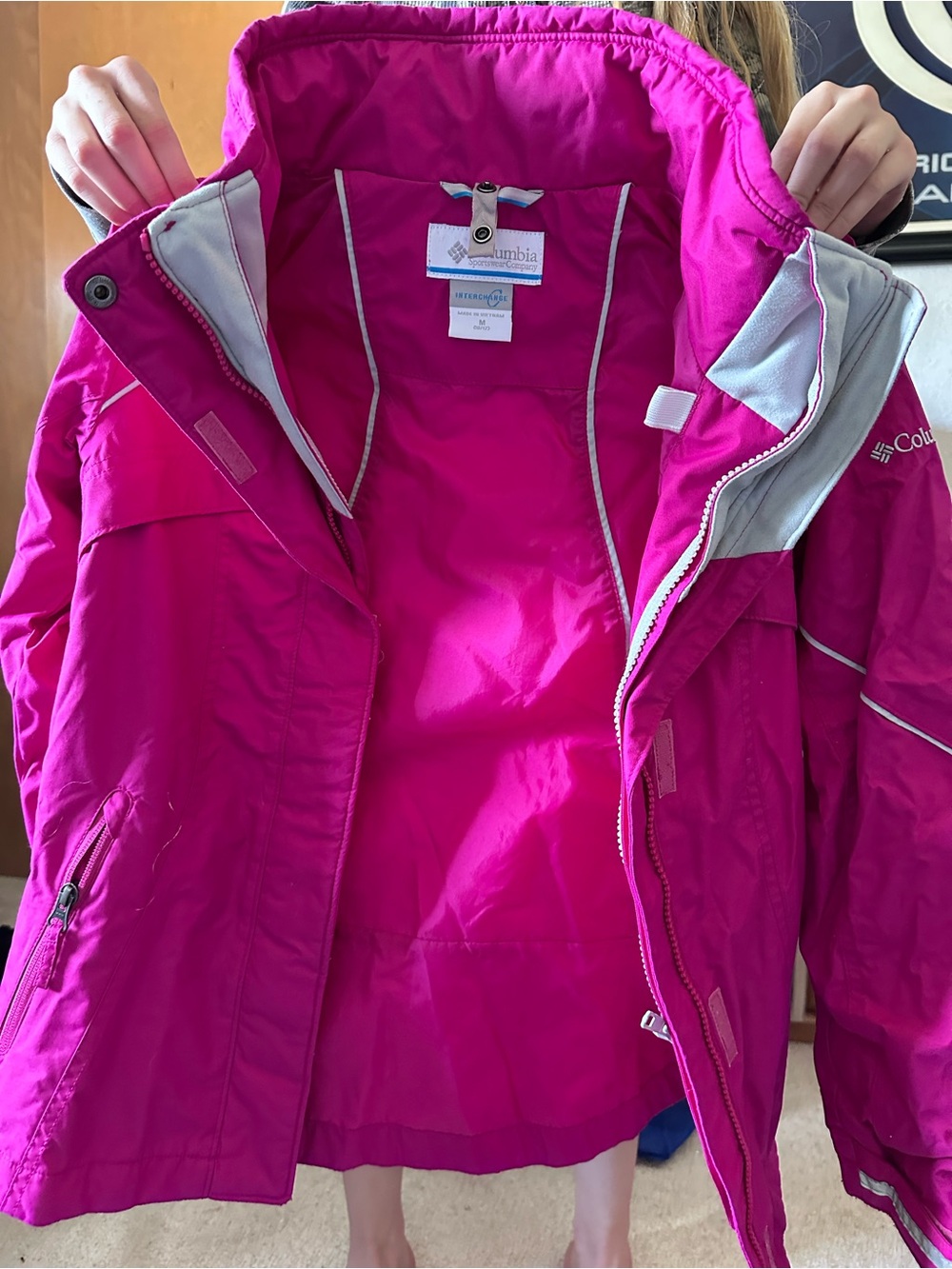 Columbia Women’s Bright Magenta Ski Jacket